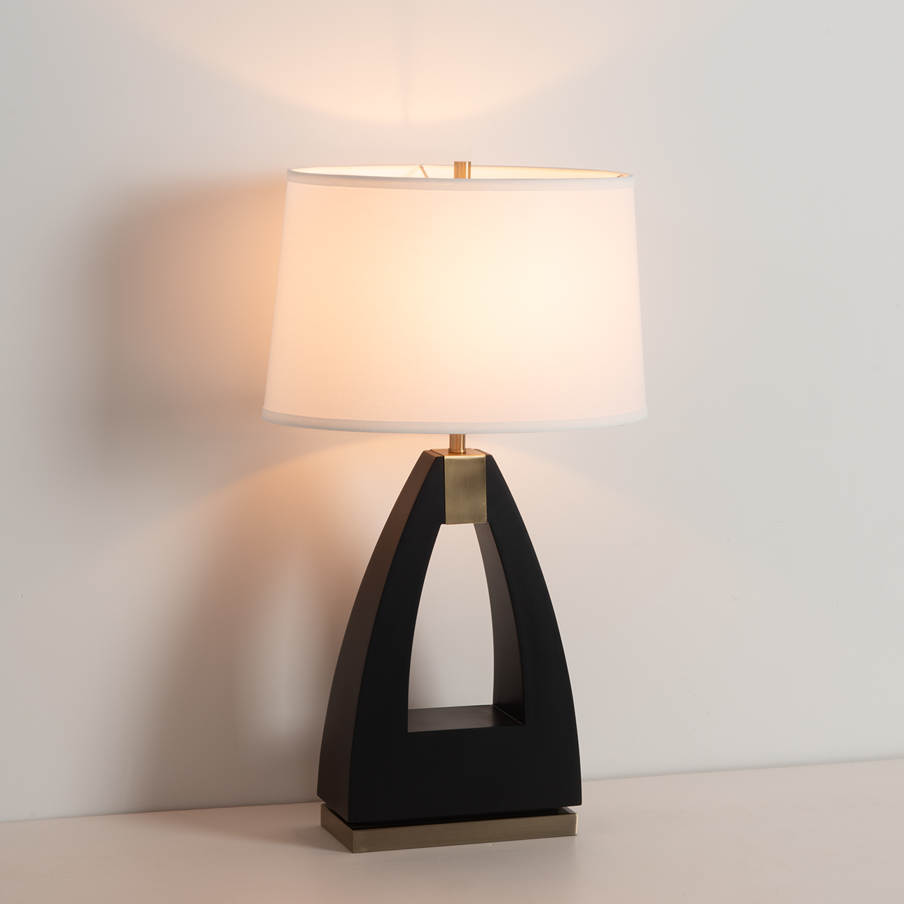 T01-10392B-Trina-Table-Lamp
