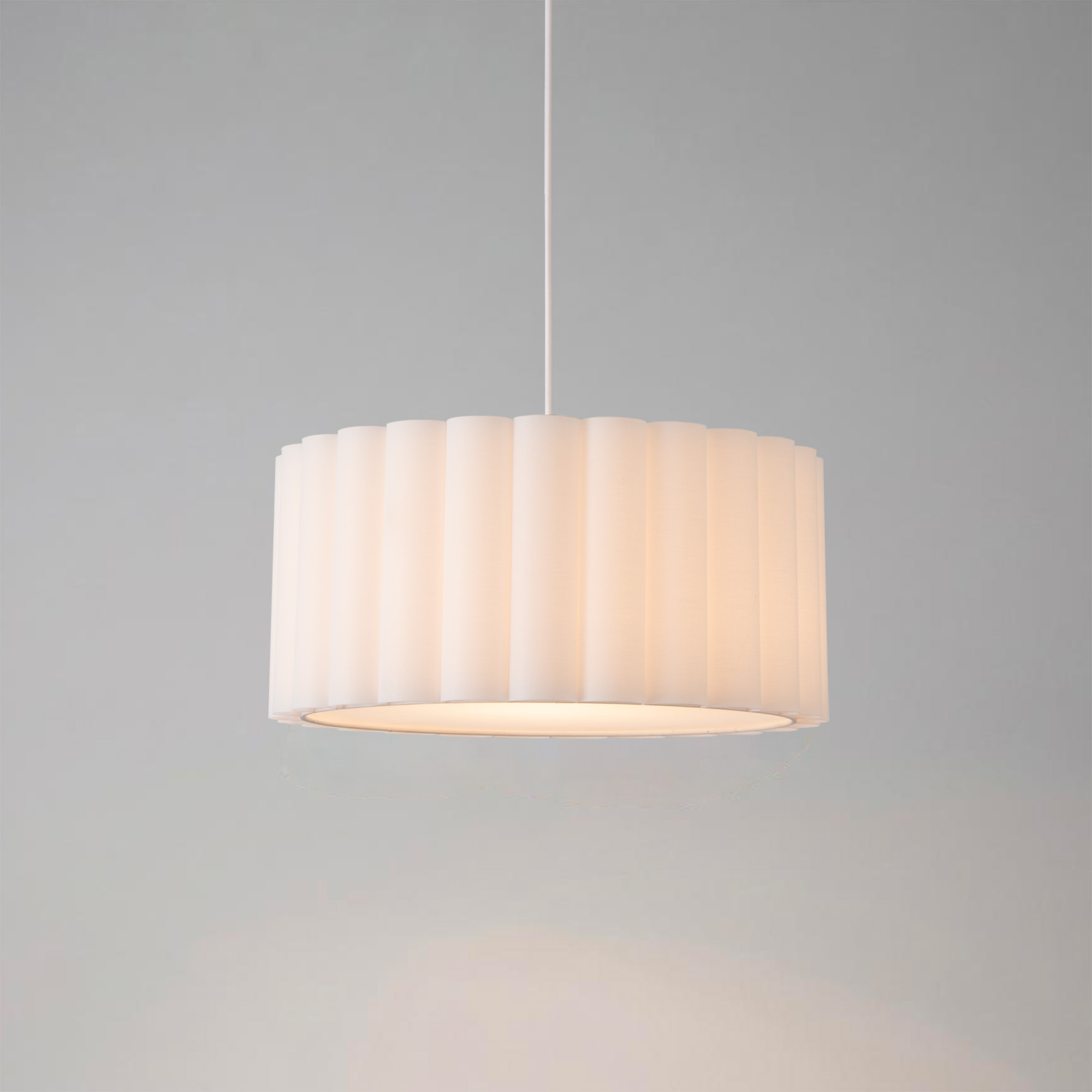 Pendant, White Scallop Linen Medium Shade, Satin Nickel